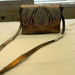 Patricia Nash hand bag